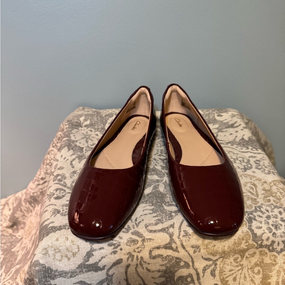 Clarks Women's Deep Red Brown Flats